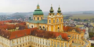 美丽的奥地利梅尔克修道院，古建筑观光，鸟瞰图