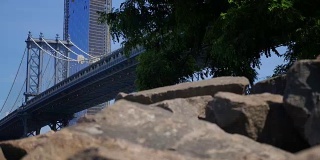 夏日曼哈顿桥缓慢的多莉展示