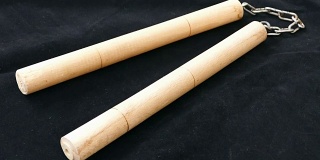 日本文化中的双节棍，防卫艺术和双节棍，手工特制的双节棍，