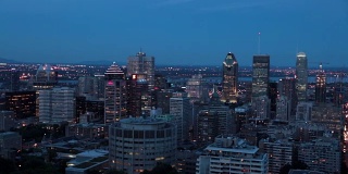 照亮蒙特利尔的城市景观，魁北克的黄昏