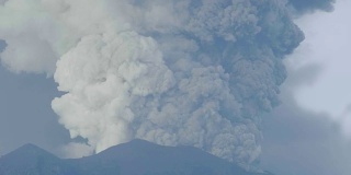 Agung火山爆炸