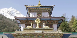 尼泊尔罗村的修道院。