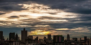 T/L剪影曼谷城市景观在黄昏，泰国