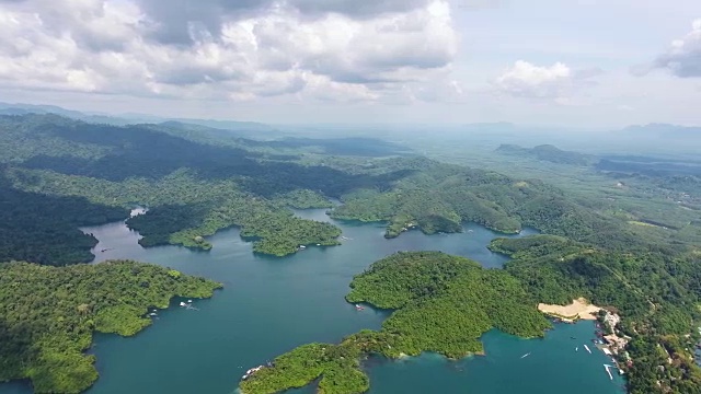 泰国周兰湖航拍全景图