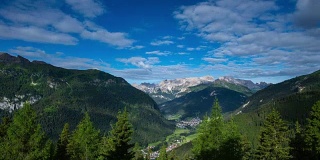 Cortina d Ampezzo和Dolomiti岩石