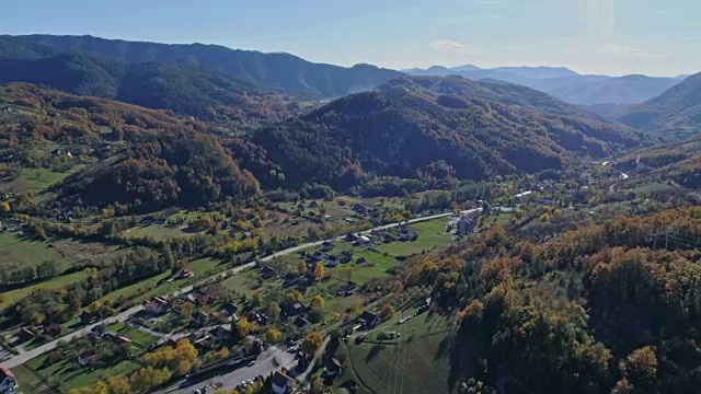 一个山村的鸟瞰图，Drvengrad, Mokra Gora