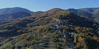 一个山村的鸟瞰图，Drvengrad, Mokra Gora