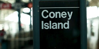 康尼岛地铁列车标志