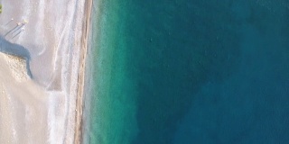 鸟瞰奥林匹斯和Cirali海滩在安塔利亚省。